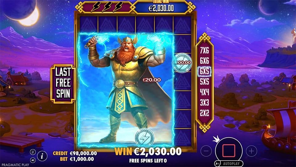 Hammerstorm slot feature collector 1