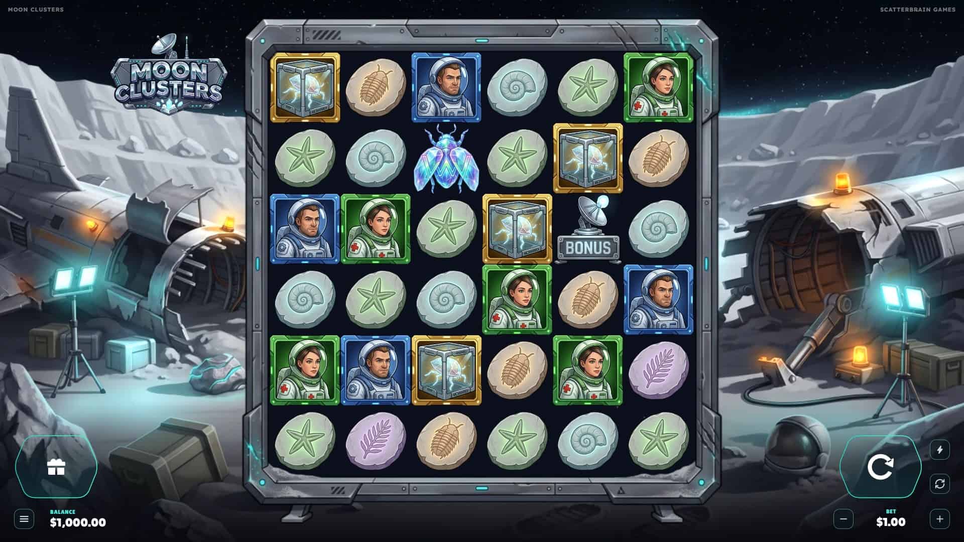 Moon Clusters slot gameplay reels